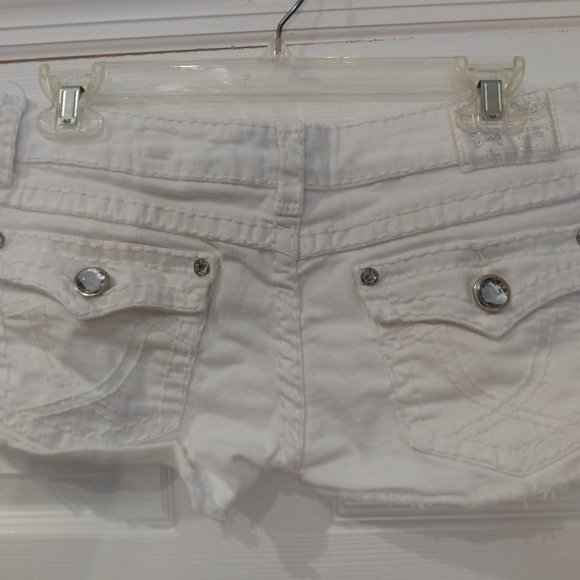 White Jean shorts size 7 - Picture 4 of 5